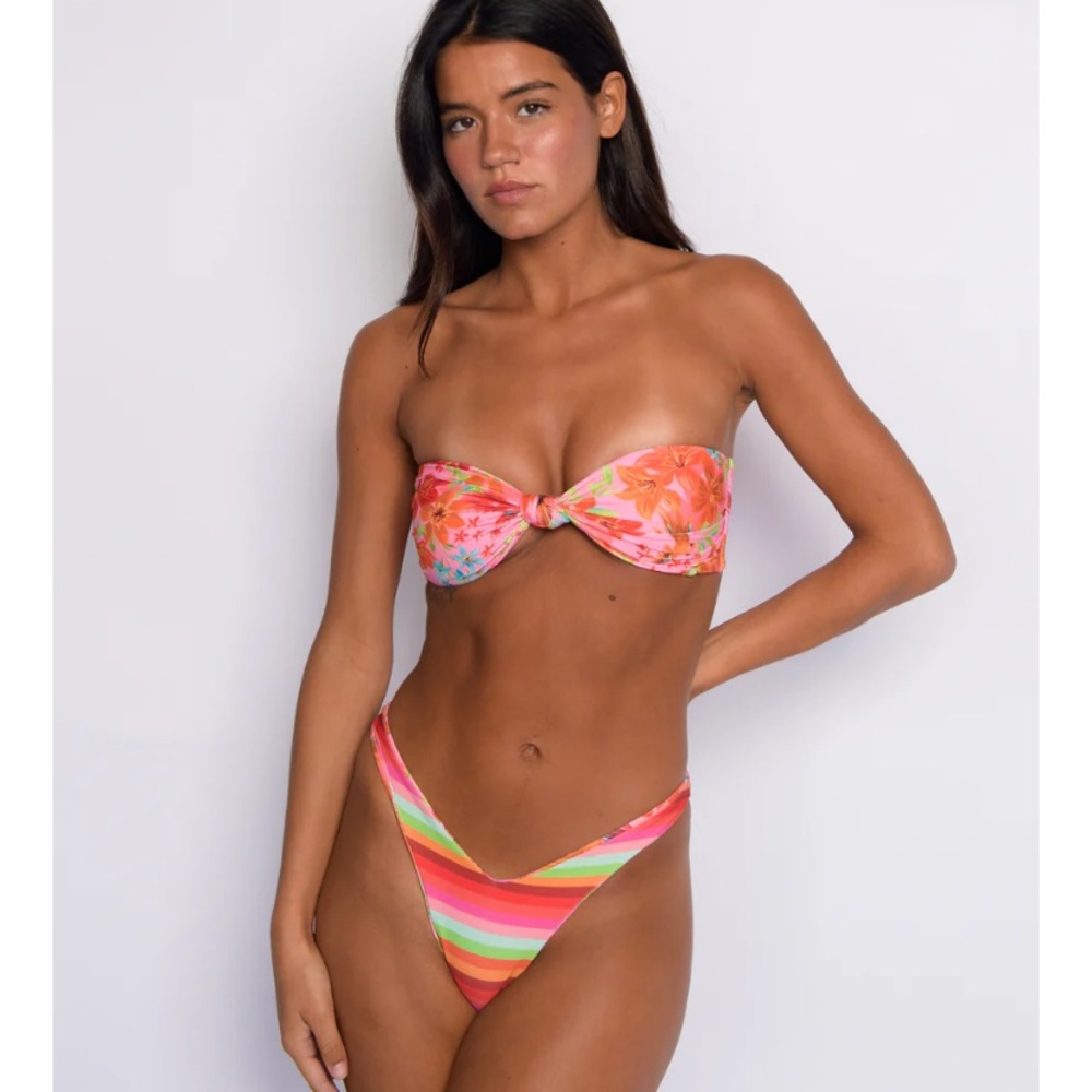Skatie Pink Floral Bikini Top